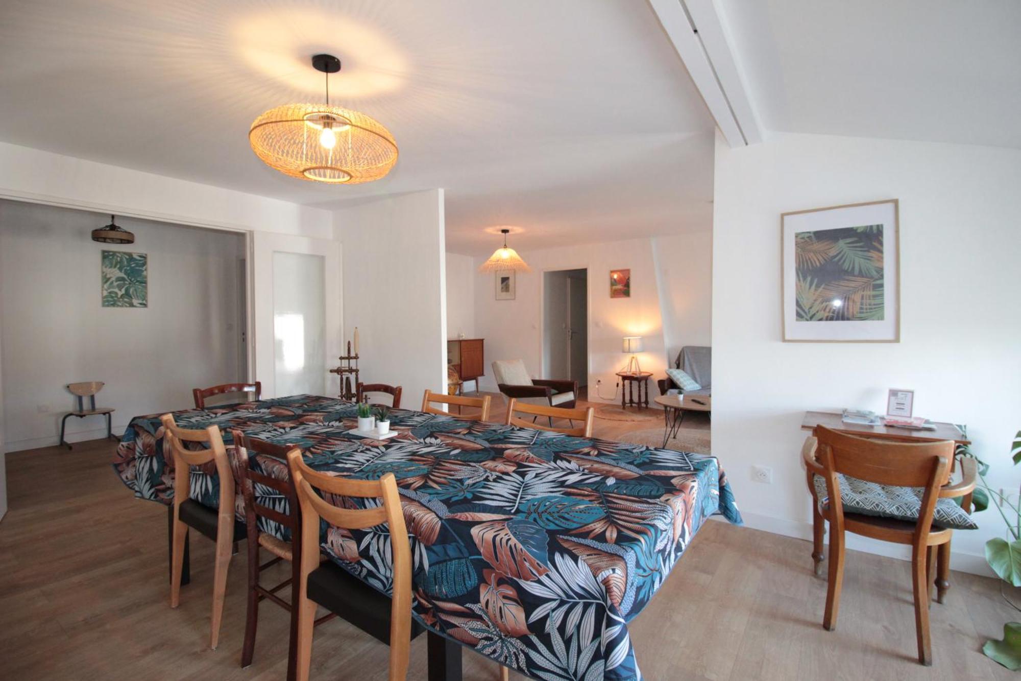 Logement Neuf "Meuse" - Hyper Centre - Parking Proche - Proche Gare - 4 Chambres - Terrasse Couverte - Wifi ! Gere Par Prestazen'Services Verdun-sur-Meuse Esterno foto