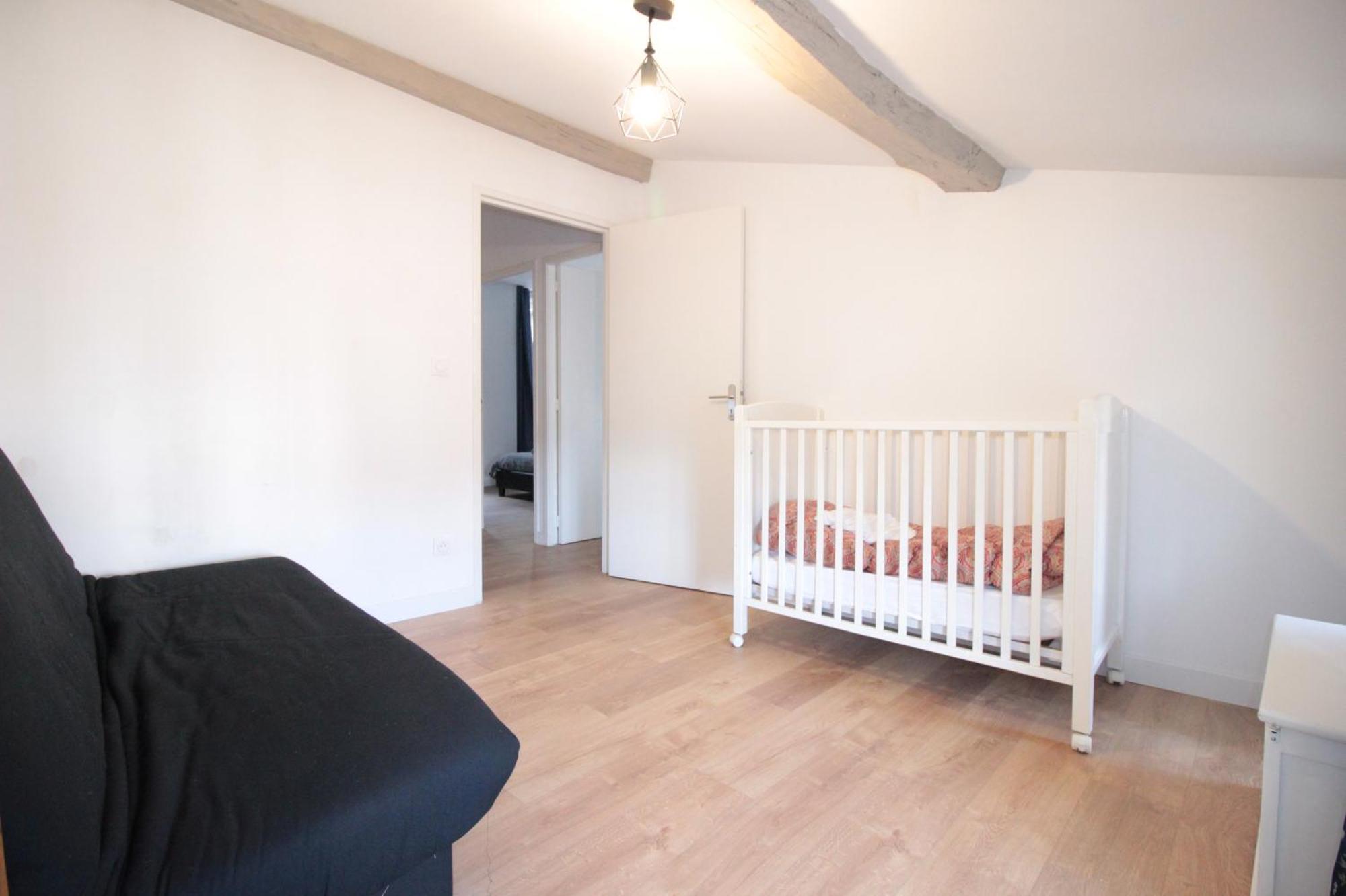 Logement Neuf "Meuse" - Hyper Centre - Parking Proche - Proche Gare - 4 Chambres - Terrasse Couverte - Wifi ! Gere Par Prestazen'Services Verdun-sur-Meuse Esterno foto